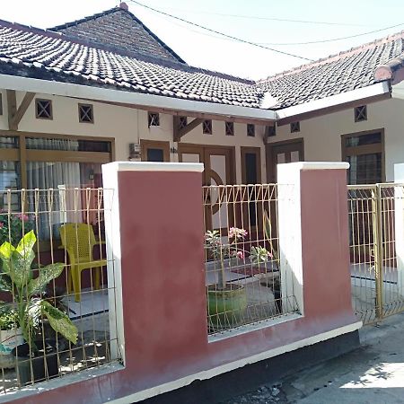 Banyuwangi Baru Homestay Exterior photo